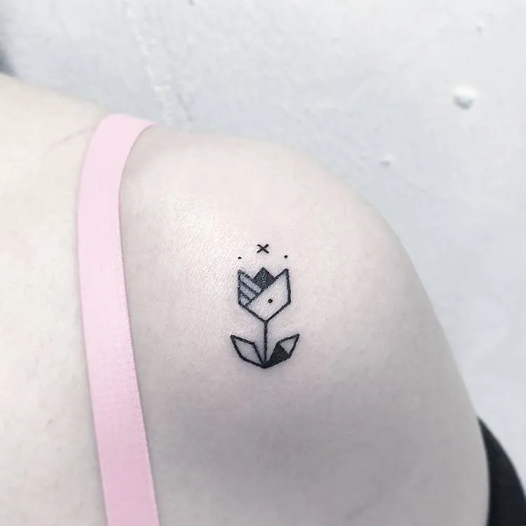 Geometric Tulip Tattoo on Shoulder by Greemtattoo