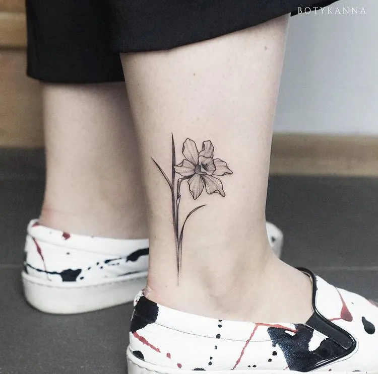 Daffodil Tattoo by Anna Botyk