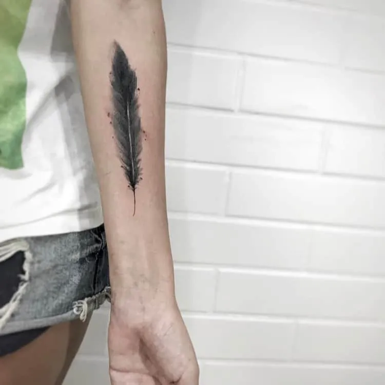 Feather Tattoo by lcjuniortattoo
