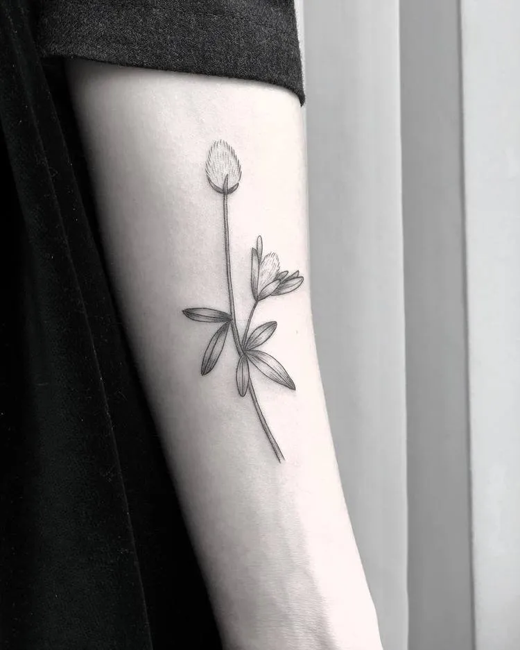 Trifolium Tattoo by Mary Tereshchenko
