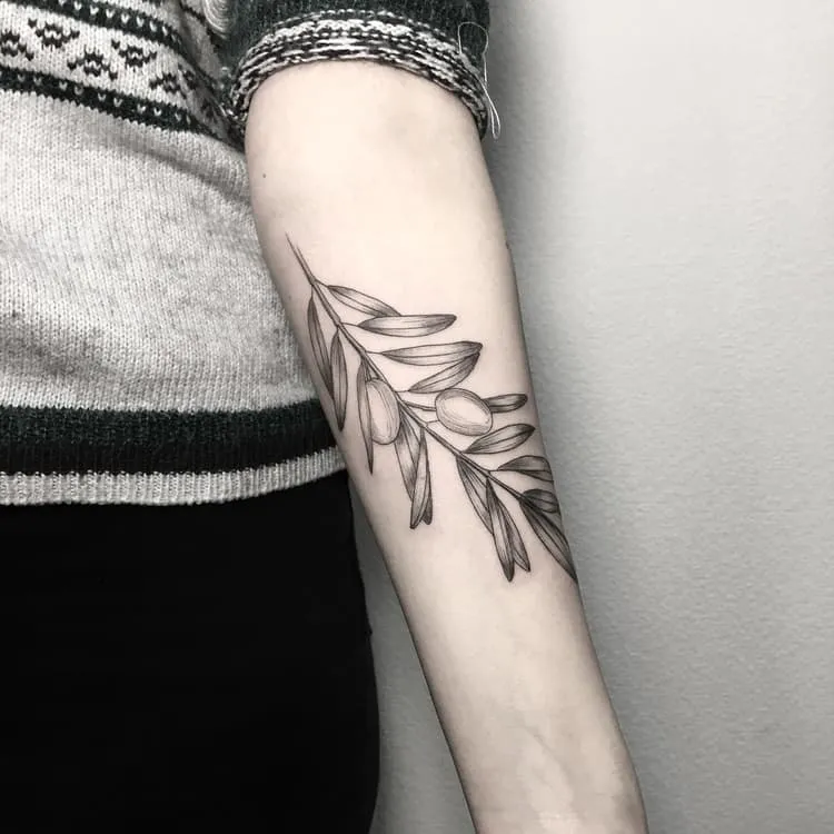 50 Splendid Botanical Tattoo Designs by Mary Tereshchenko