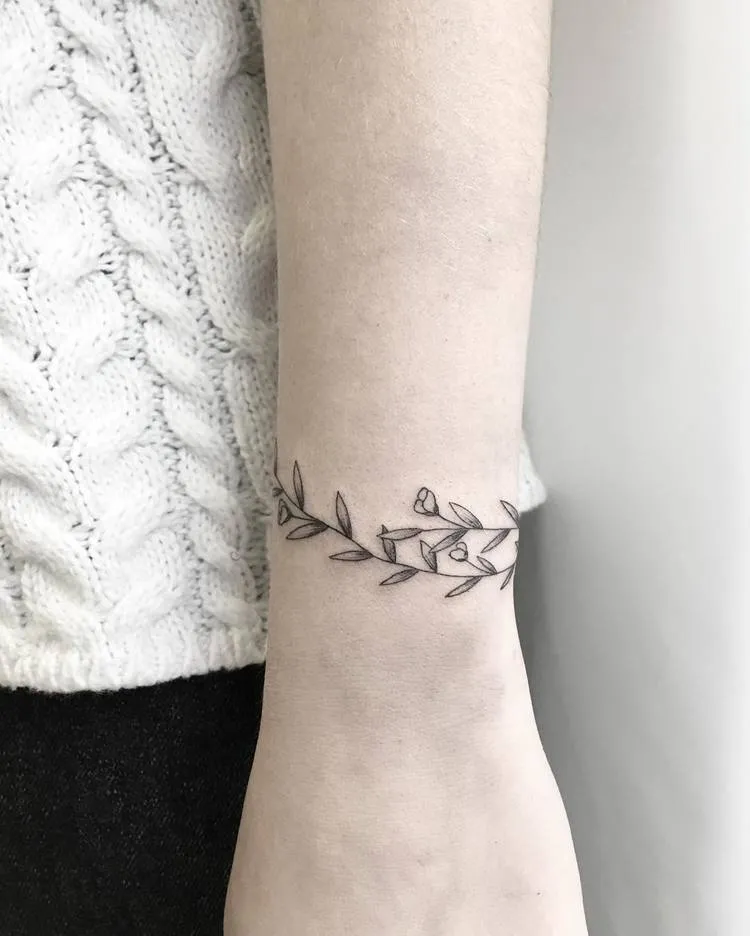Floral Bracelet Tattoo by Mary Tereshchenko