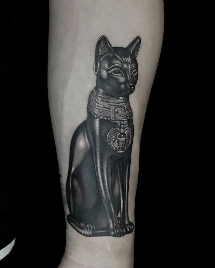 Blackwork Bastet Tattoo by alan_analog