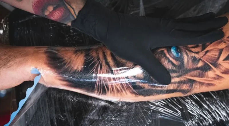 How Long To Keep A Tattoo Covered – When should I stop covering my tattoo?