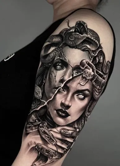 What Does a Medusa Tattoo Mean, medusa tattoo meaning assault, medusa tattoo meaning, medusa meaning, medusa story, medusa tattoo ideas, What does Medusa symbolize, What is the Medusa tattoo trend about, Why are girls getting Medusa tattoo, What is the full story of Medusa,