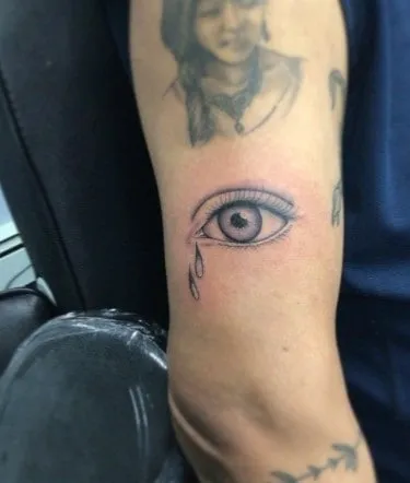 What Does a Teardrop Tattoo Mean, What does the 4 dots tattoo mean, 2 tear drop tattoo meaning, teardrop tattoo meaning right eye, what does a filled in teardrop tattoo mean, teardrop tattoo under eye, what does a teardrop tattoo on the left side mean, 3 tear drop tattoo meaning, tear drop tattoo on finger meaning,