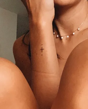 What Does Question Mark Tattoo Mean, question mark tattoo on hand, What does tattoo question marks mean, What does an upside down question mark tattoo mean, Symbolism of Question Mark Tattoo, Question Mark Tattoo Variations, Single Question Mark Tattoo, 3D Question Mark Tattoo,