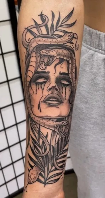 What Does a Medusa Tattoo Mean, medusa tattoo meaning assault, medusa tattoo meaning, medusa meaning, medusa story, medusa tattoo ideas, What does Medusa symbolize, What is the Medusa tattoo trend about, Why are girls getting Medusa tattoo, What is the full story of Medusa,