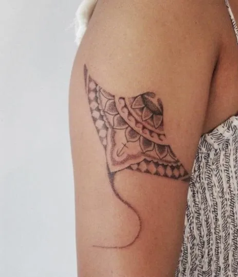 14 Cool Ocean Tattoo Designs for Women, Cool ocean tattoo designs for women wrist, Cool ocean tattoo designs for women small, Cool ocean tattoo designs for women sleeve, Cool ocean tattoo designs for women shoulder, Cool ocean tattoo designs for women hand, ocean tattoo ideas,