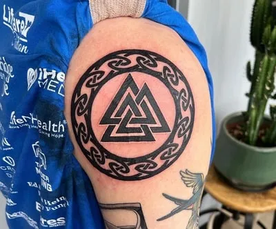 celtic valknut tattoo design