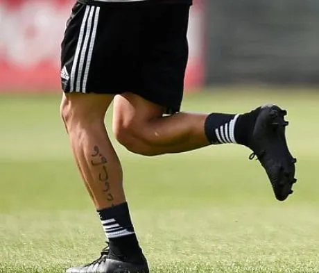 paulo dybala arabic leg tattoo