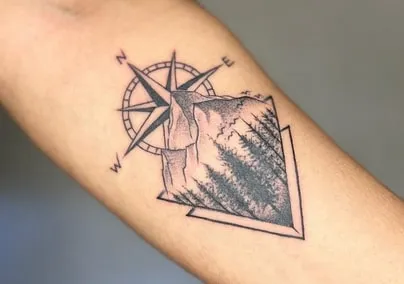 realistic mountain tattoo