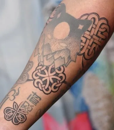celtic four leaf clover tattoo design 2 black celtic four leaf clover tattoo design
