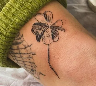 what does a four leaf clover tattoo mean what does a four leaf clover tattoo mean